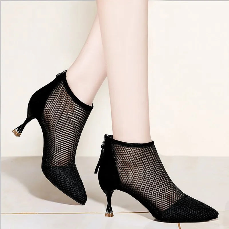 Black Ballroom Dance Shoes for Women 2025 Summer Hollow Breathable Stiletto Hard Sole Cusp Fashion Latin Jazz Salsa Dance Shoes