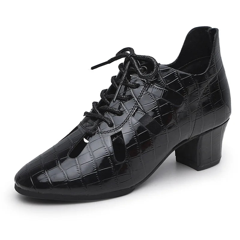 New Jazz Dance Shoes for Women Rubber Soft Sole Modern Latin Dance Train Boots 2025 Summer High Top Hollow Ballroom Shoes Grils